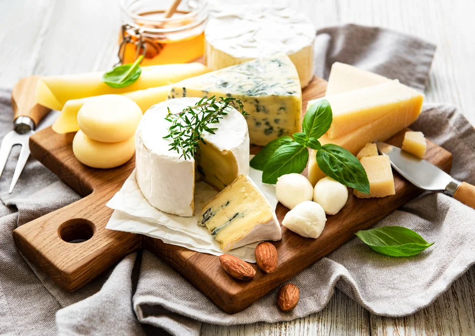 Dairy & Refrigerated Goods